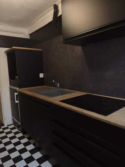 Suesse Wohnung In Zuercher Altstadt 3 Цюрих Екстериор снимка